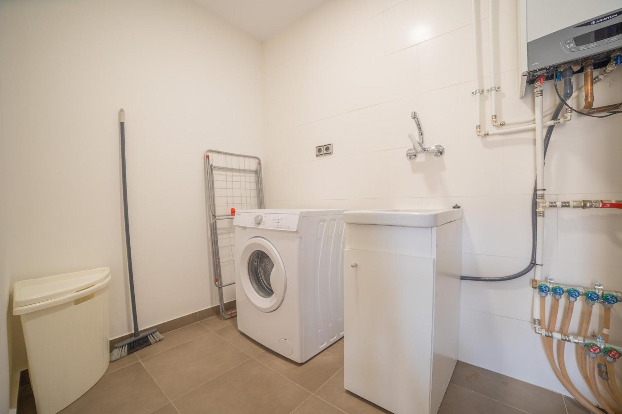Mazi Apartments Colon Вик Екстериор снимка