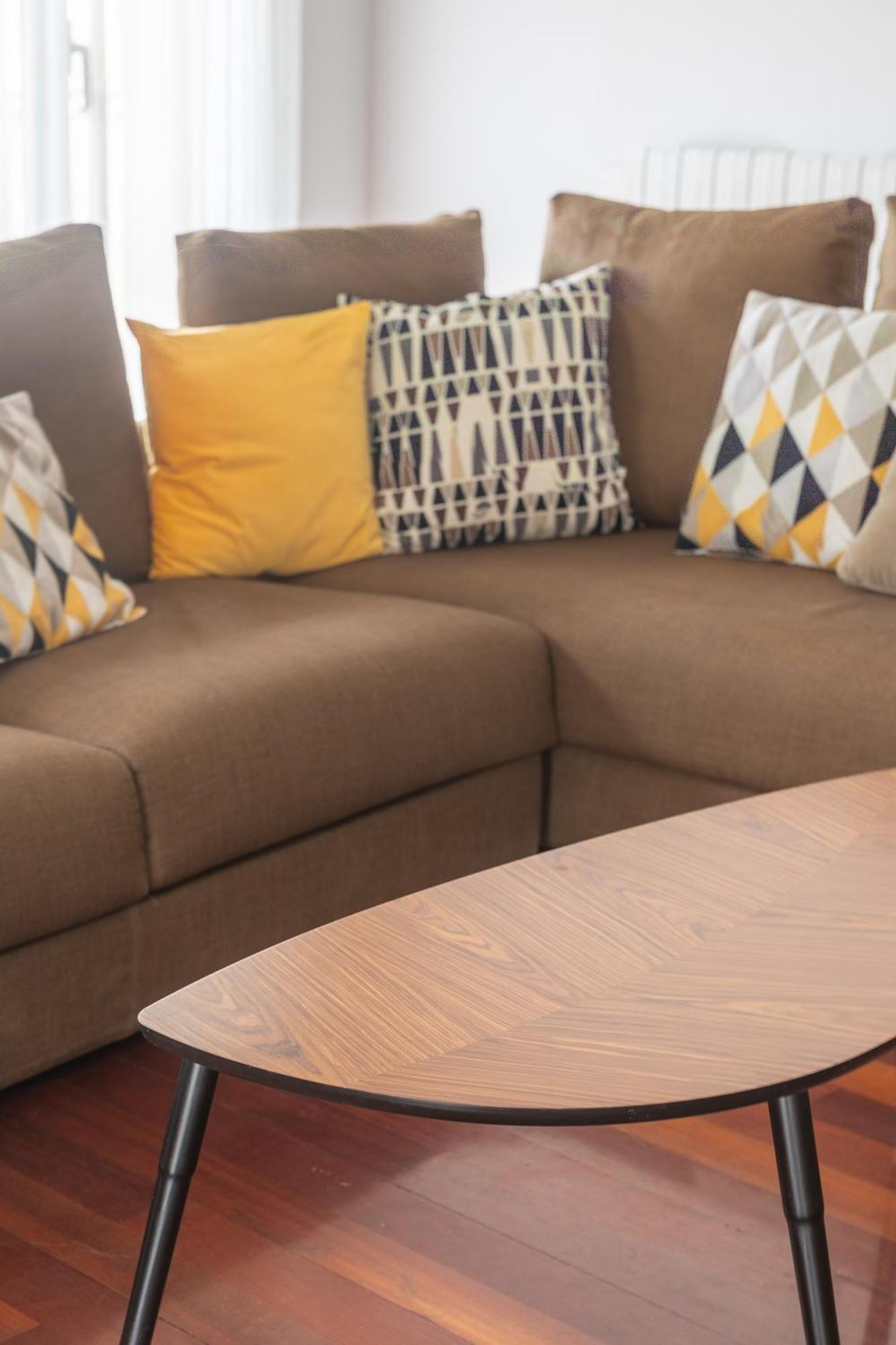 Mazi Apartments Colon Вик Екстериор снимка