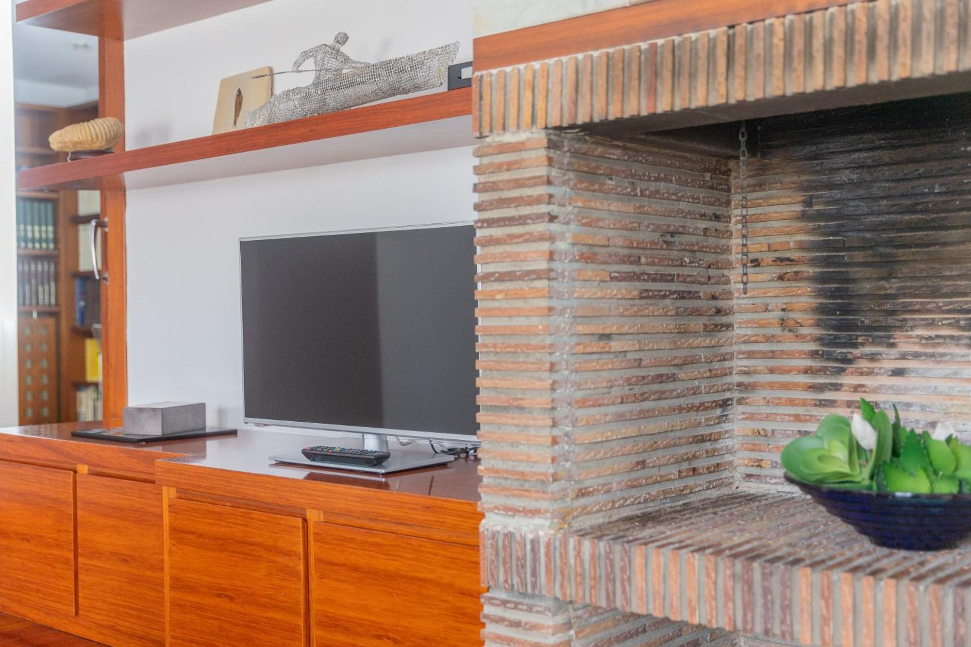 Mazi Apartments Colon Вик Екстериор снимка