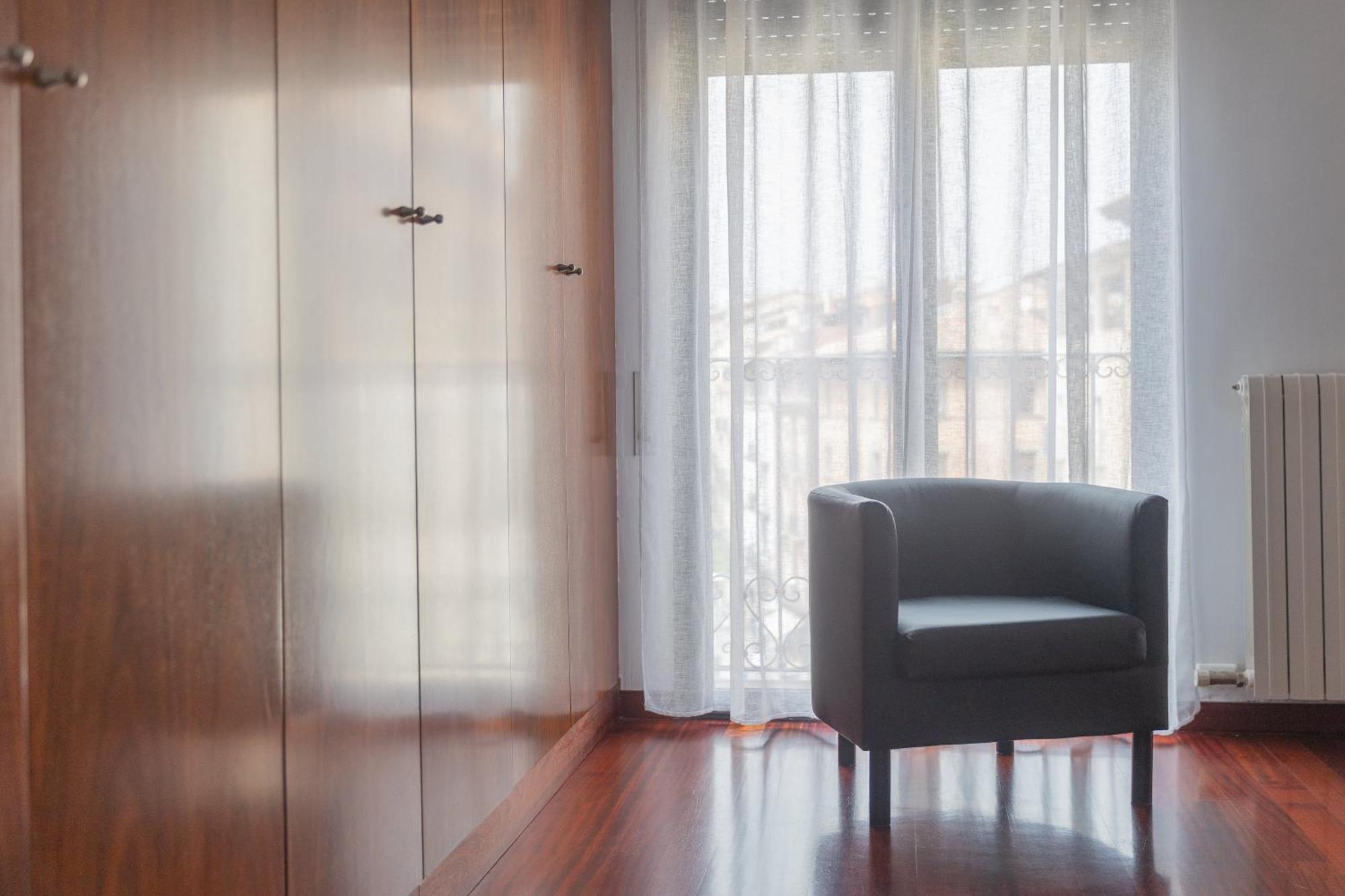 Mazi Apartments Colon Вик Екстериор снимка